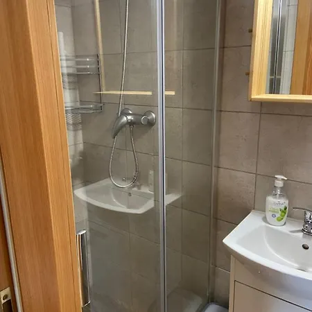 Rum i privatbostad Ku Sosnie 2